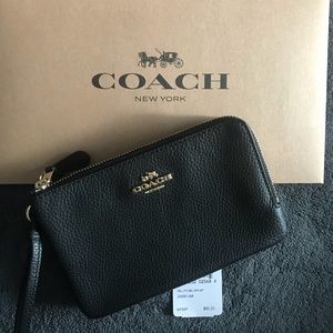 ✨PRICE DROP✨ Authentic COACH Double Zip Wrislet